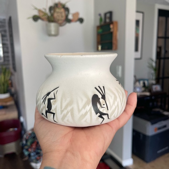 Other - Vintage Navajo Kokopelli Pottery Bowl Pot Vase Signed